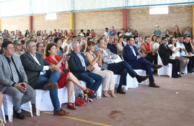 Asumió Soto en Colonia Popular y esta semana el gobierno convoca a intendentes