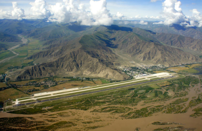 El desconocido aeropuerto con la pista de aterrizaje más larga del mundo
