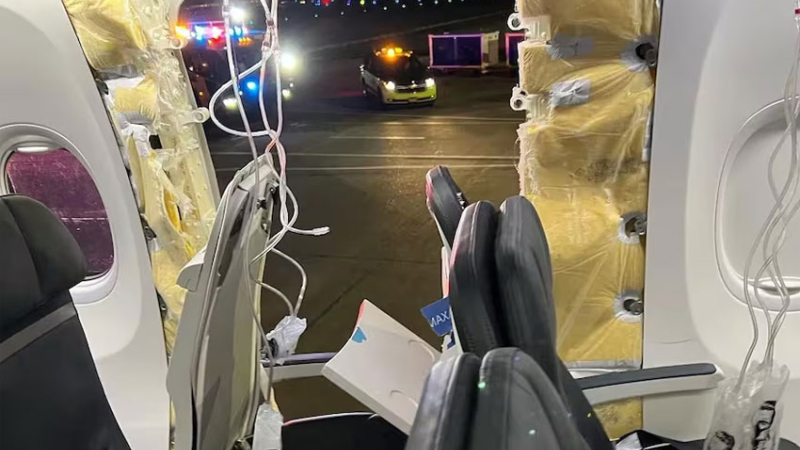 EEUU: avión de pasajeros perdió una ventanilla en pleno vuelo