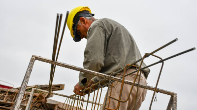 El empleo en la construcción se acerca a su "piso" en el Chaco, mientras se aguardan definiciones