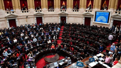 El listado completo de los cambios a la Ley Ómnibus que el Gobierno negoció con la oposición dialoguista