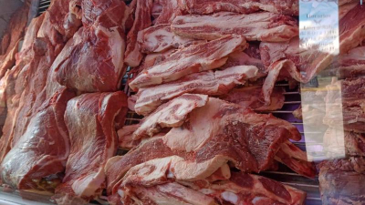 La carne baja en varios frentes: caen los precios y el consumo