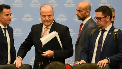 Milei echó al ministro de Infraestructura, Guillermo Ferraro, por filtrar información