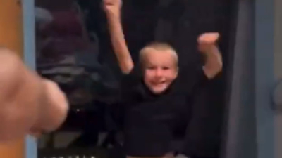 Se enteró que es el "donante perfecto" para su hermana y su reacción se hizo viral