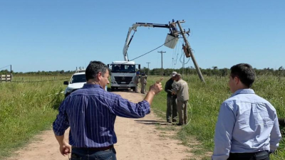 El Gobierno trabaja en la restitución y mantenimiento de la red eléctrica rural