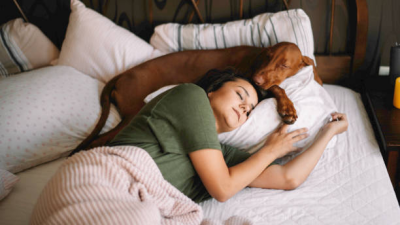 Dormir con perros:¿riesgo o ventaja?