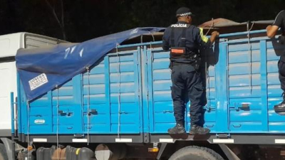 Contrabando de soja: en 45 días, detuvieron 60 camiones con 30 toneladas cada uno