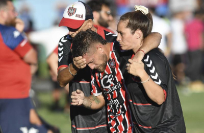 Escándalo en Tigre-Chacarita, suspendido por agresión a Brandán