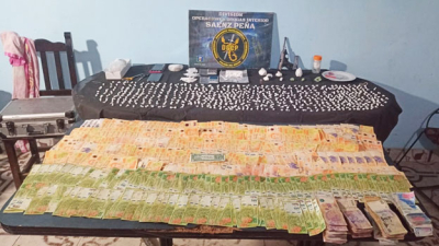 Descubren un bunker con más de 700 dosis de cocaína y hay tres detenidos