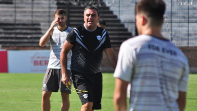 For Ever: Diego Osella mueve piezas pensando en Brown de Adrogué