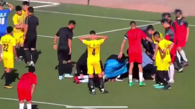 Murió un futbolista de 17 años tras recibir una patada en pleno partido
