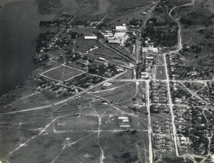 Vista_áerea_del_ex_Ingenio_Las_Palmas,_Chaco.jpg