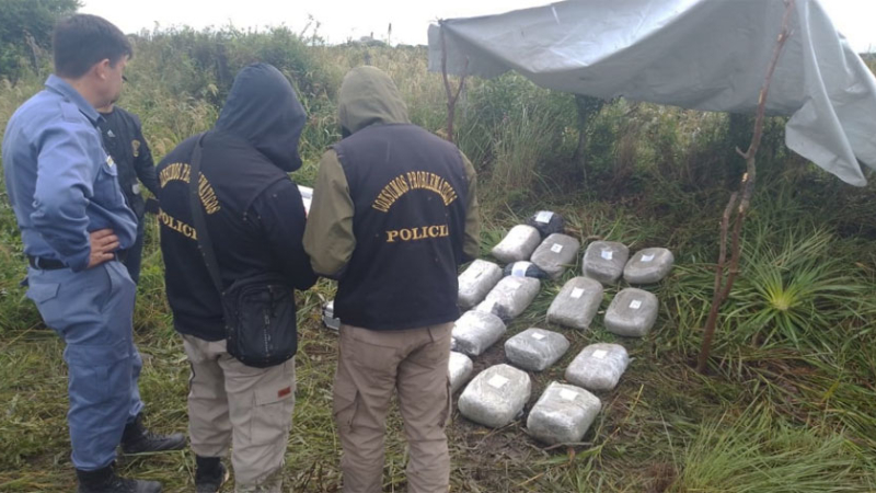 Marihuana en Basail y contrabando de cubiertas en El Impenetrable