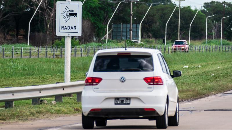 Sin notificaciones, ciudadanos con deudas millonarias por fotomultas también en el interior
