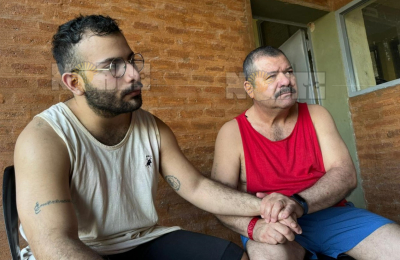 César y Emerenciano: reencuentro con foto en prisión