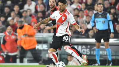 River tuvo un estreno a puro gol