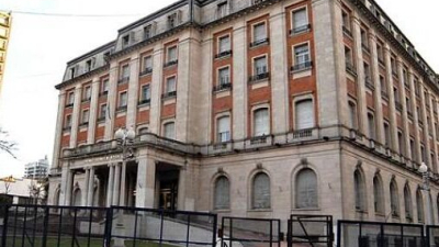 La Justicia ratificó la suspensión del artículo del DNU que deroga la Ley de Tierras