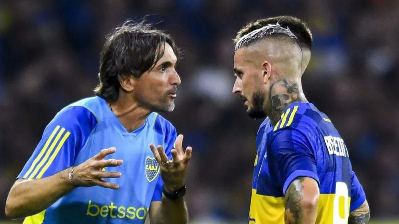 "Noches alegres, mañanas tristes": la respuesta de Benedetto que lo margina del plantel