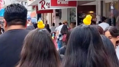 La nueva moda de los patitos en la cabeza