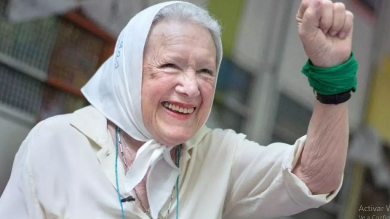 Internaron a la titular de Madres de Plaza de Mayo, Nora Cortiñas, por una infección pulmonar