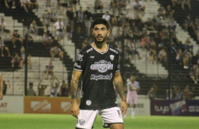 For Ever viajó a Mar del Plata con la duda en el equipo del "Chino" Nievas