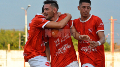 Estudiantes y Sarmiento sumaron de a tres en el cierre de la fecha