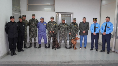 El gobierno del Chaco envió un equipo de agentes y perros a Corrientes