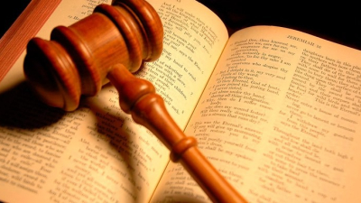 Judicializar la fe
