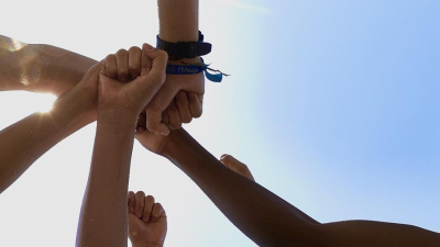 Convocan a involucrarse en la lucha contra las adicciones