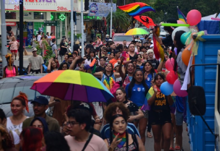 marcha orgullo jueves.jpg