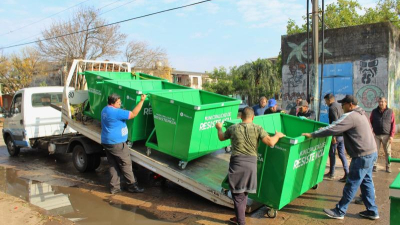 Contenedores en Provincias Unidas y en el barrio España
