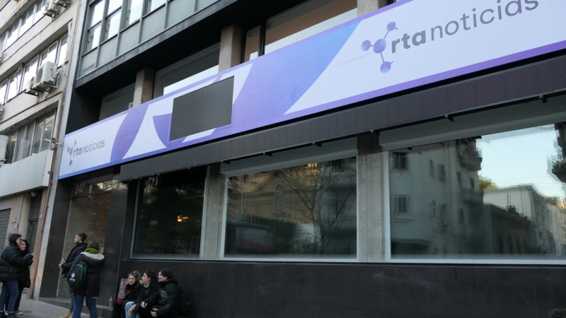 Volvió a cerrar los edificios de la exTélam y reavivó el conflicto con los trabajadores