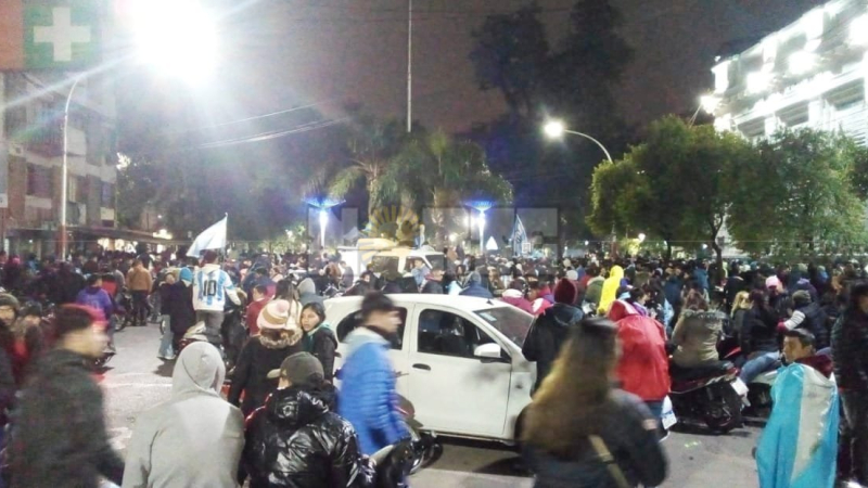 En Resistencia, una multitud celebró el bicampeonato de la Selección