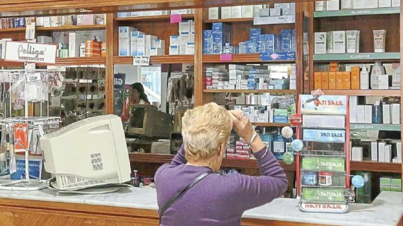 Las farmacias locales luchan por subsistir en un mercado cada vez más complicado