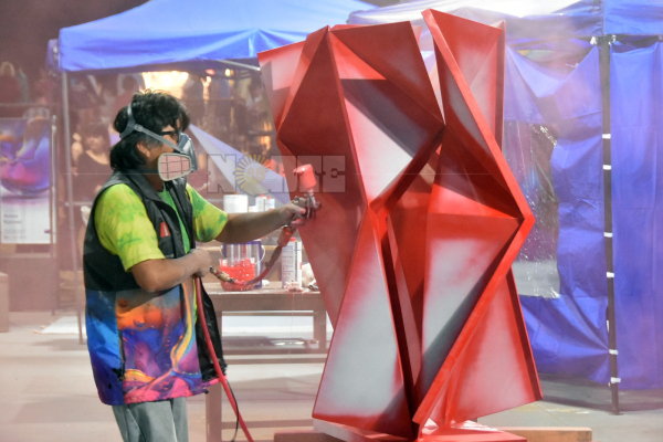 Calor, paseos, rock y cerveza artesanal en la séptima noche de la Bienal del Chaco