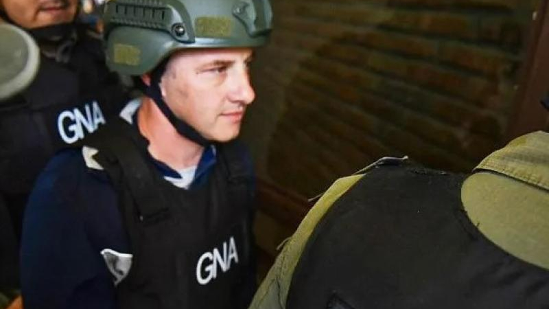Hallan imágenes de abuso sexual infantil en el celular del exjefe de escuadrón del Ejército