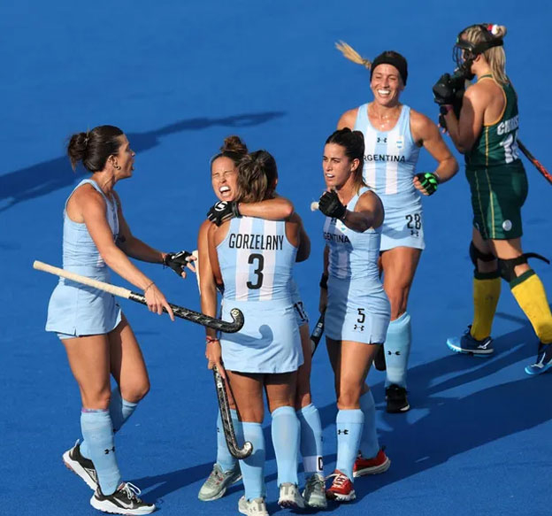 leonas.jpg