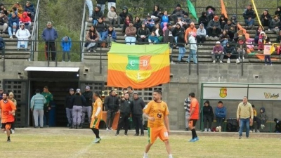 Claudio "Diablito" Echeverri ya tiene un estadio con su nombre