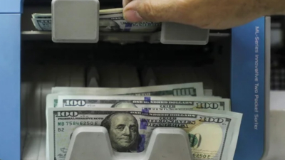 El dólar continuó firme en una jornada con escasas operaciones