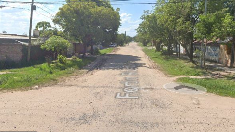 Iba camino al trabajo y murió al ser atropellada por un camión