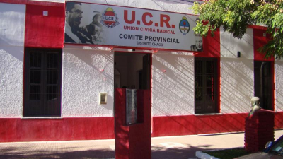 La UCR homenajea a Luis "Changui" Cáceres