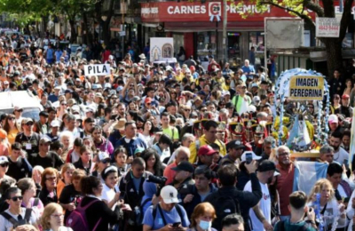 Caminata a la Basílica de Luján: miles de personas participan en la 50º edición