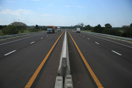 el_gobierno_nacional_termino_un_nuevo_tramo_de_la_autopista_sobre_la_rn_16_en_chaco_ii.jpg