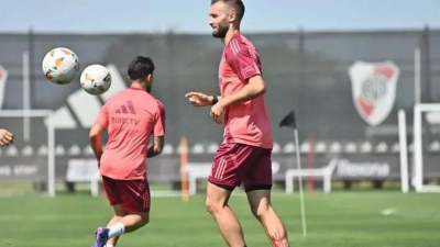 River, con línea de cinco defensores, para el riesgoso choque con Mineiro
