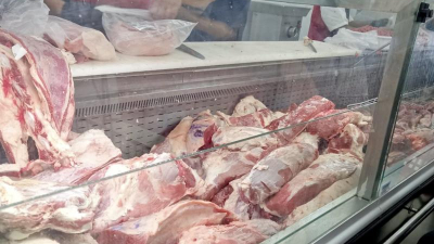De la mano del poder adquisitivo, sigue en descenso el consumo de carne