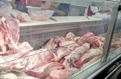 De la mano del poder adquisitivo, sigue en descenso el consumo de carne