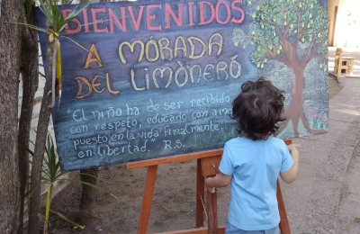 Kermés en el jardín Morada del Limonero
