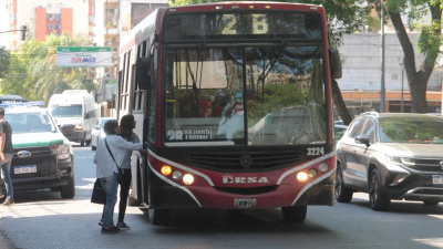 Boleto de colectivos: el juez Flores convocó a una conciliación para el 30 de noviembre