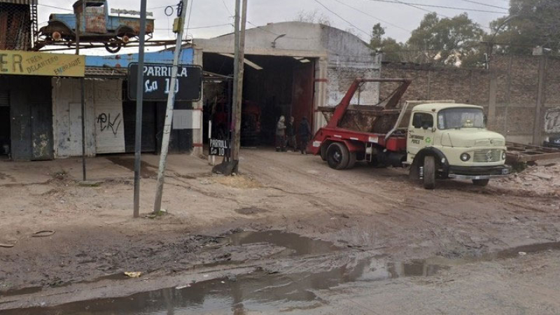 Confundió a su amigo con el Pomberito y lo mató de 20 puñaladas