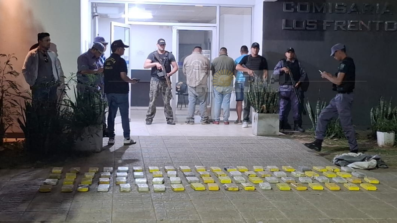 Decomisaron 79 kilos de cocaína de máxima pureza tras una persecución policial de más de 280 kilómetros